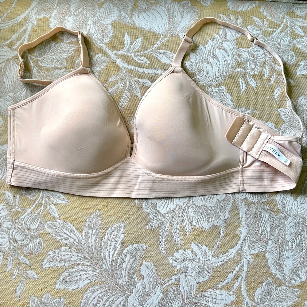 Lively Cream Seamless T-Shirt Bra